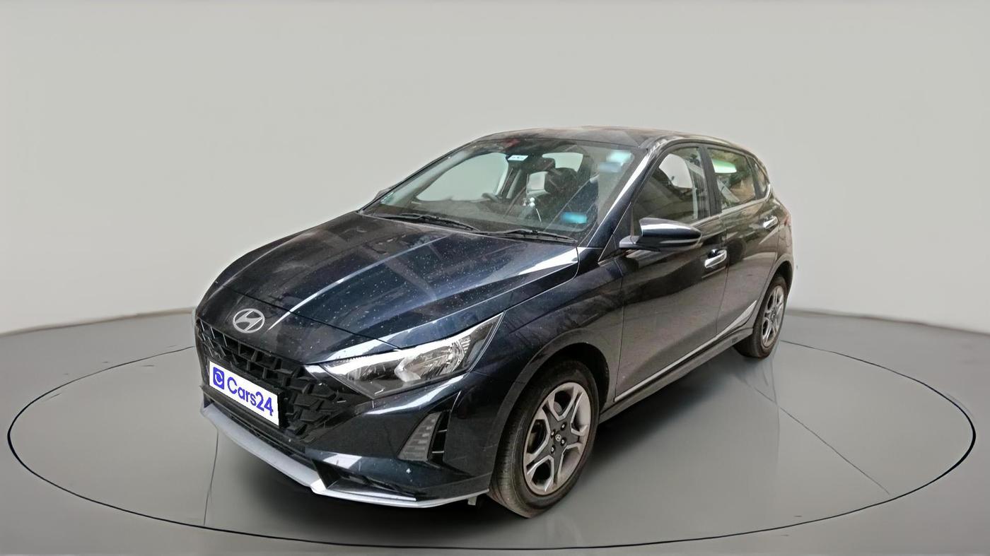 2024 Hyundai NEW I20 SPORTZ 1.2 MT, Petrol, Manual, 14,583 km, exterior