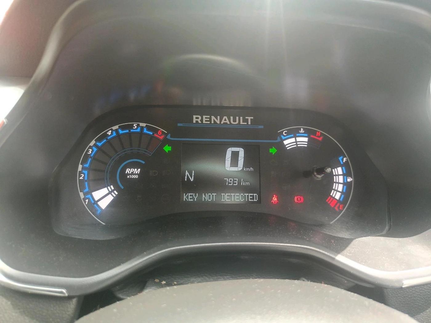 2025 Renault Kiger RXT (O) AMT, Petrol, Automatic, 7,931 km, interior