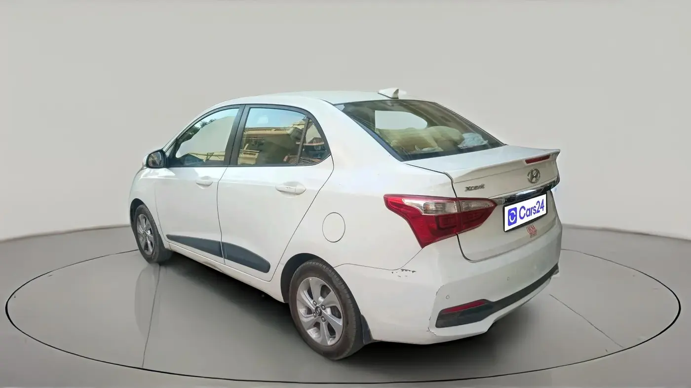 2018 Hyundai Xcent SX 1.2, CNG, Manual, 1,88,521 km, exterior