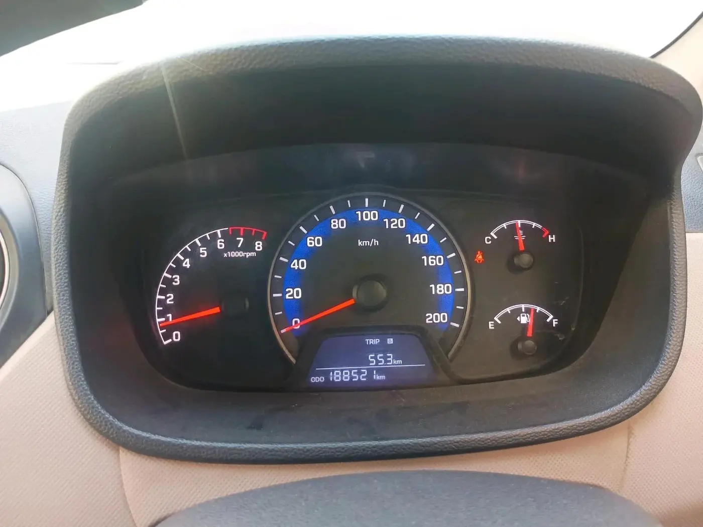 2018 Hyundai Xcent SX 1.2, CNG, Manual, 1,88,521 km, interior