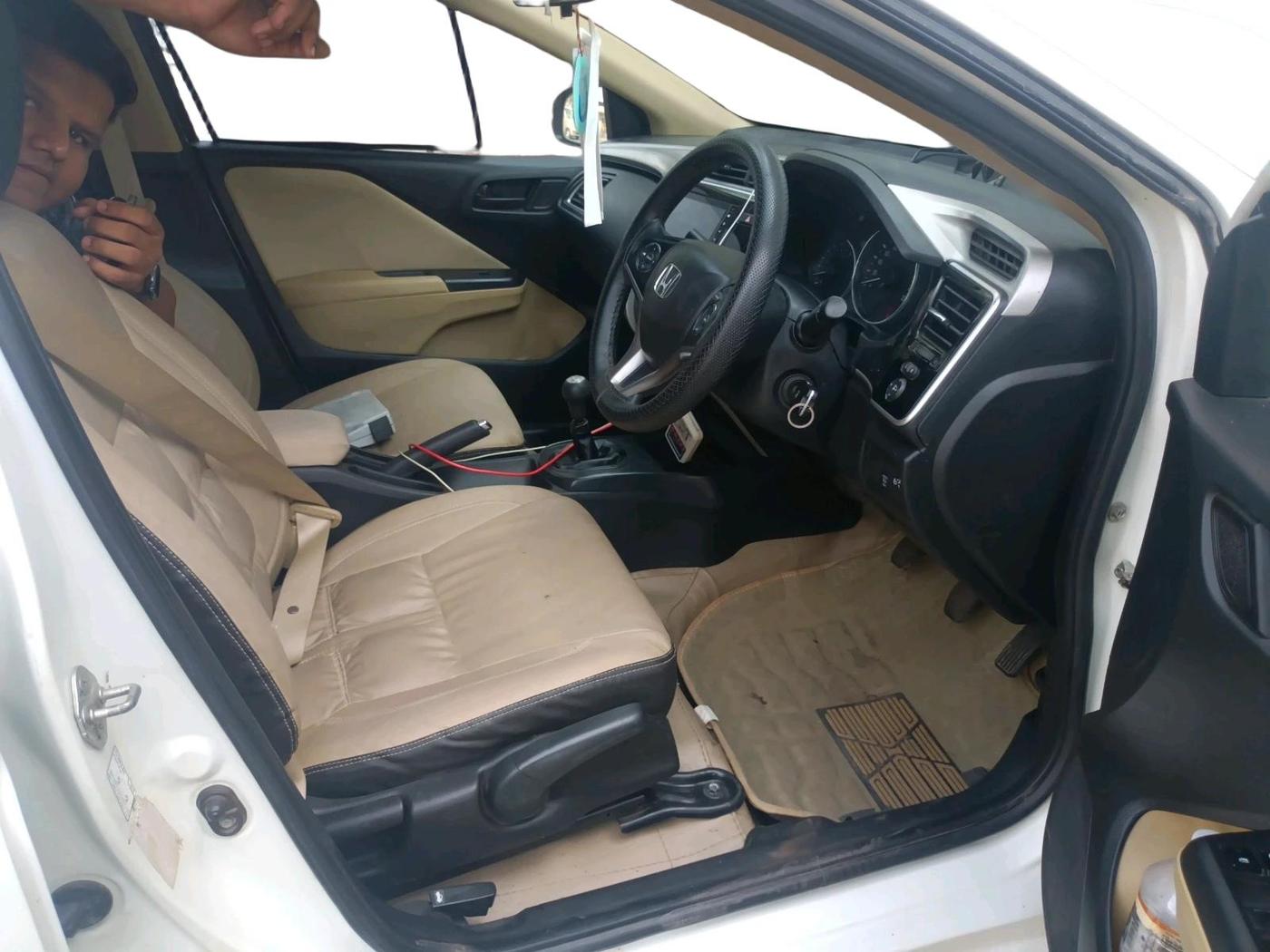 2022 Honda City 1.5L I-VTEC SV, Petrol, Manual, 36,149 km, interior