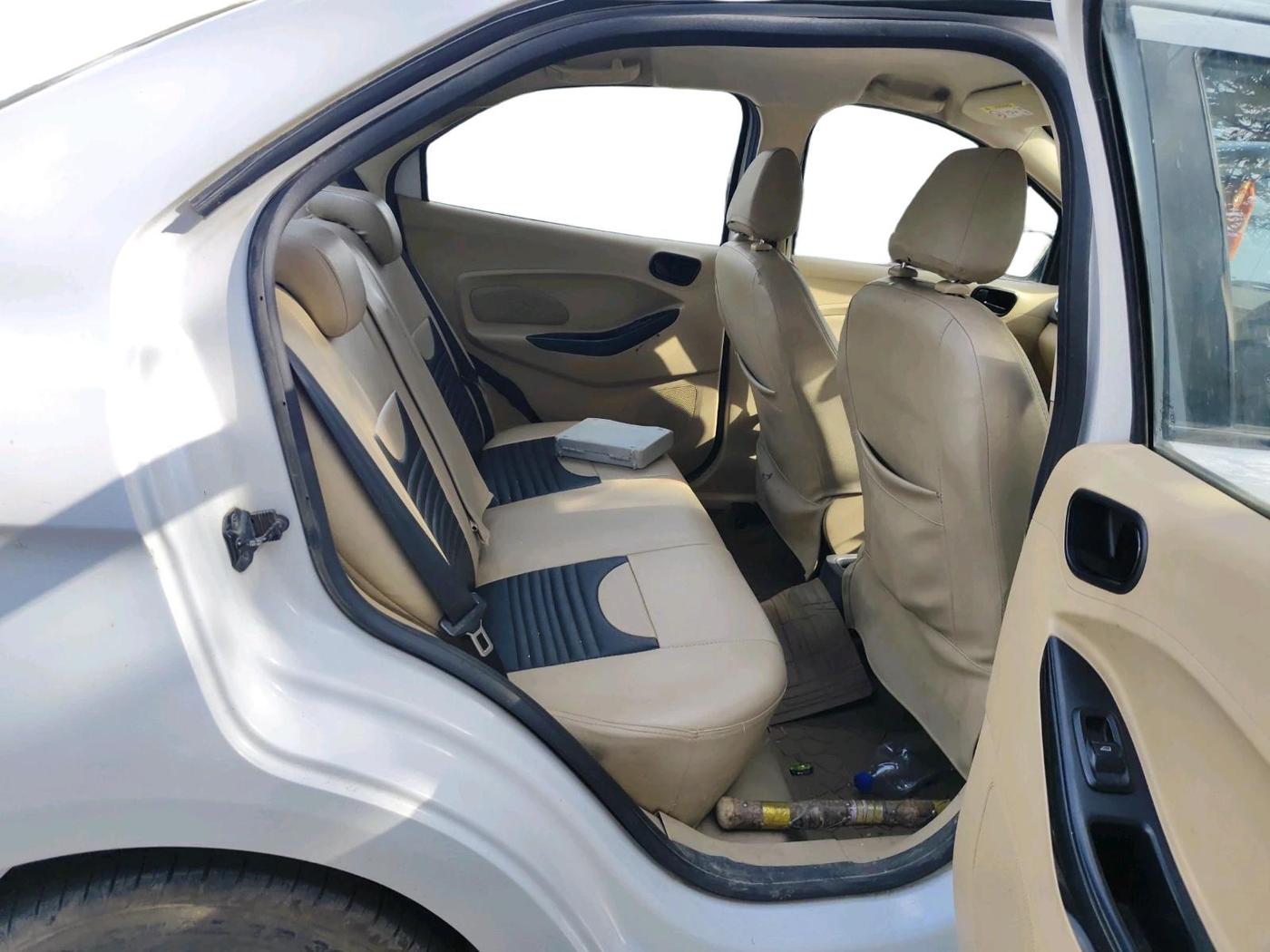 2019 Ford Figo Aspire TITANIUM 1.2 PETROL, Petrol, Manual, 1,06,037 km, interior