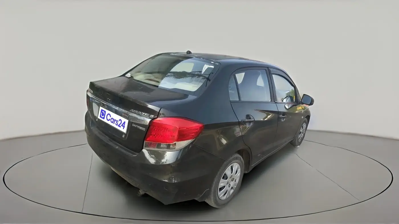 2016 Honda Amaze 1.2L I-VTEC S, CNG, Manual, 1,15,459 km, exterior