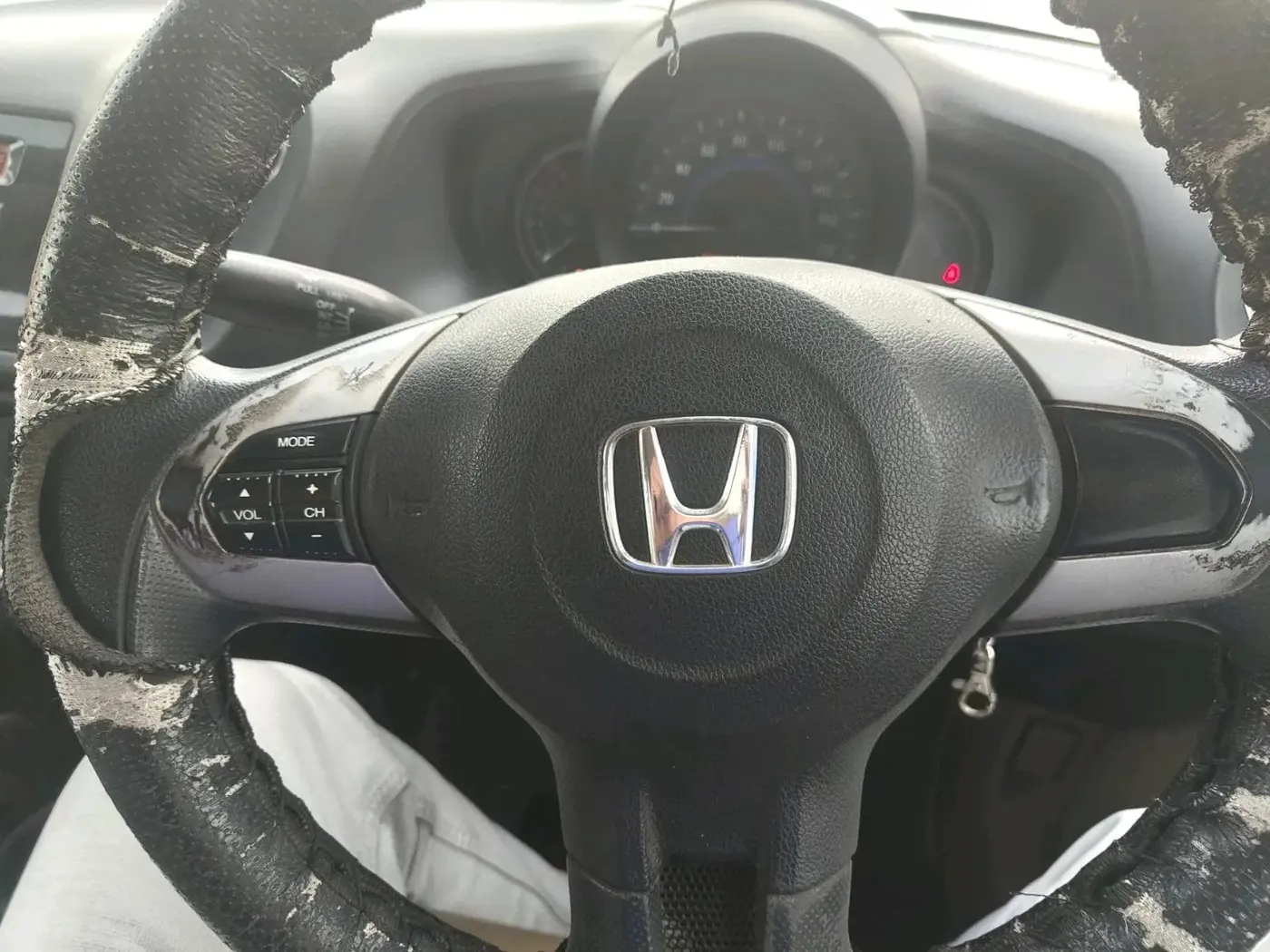 2016 Honda Amaze 1.2L I-VTEC S, CNG, Manual, 1,15,459 km, interior