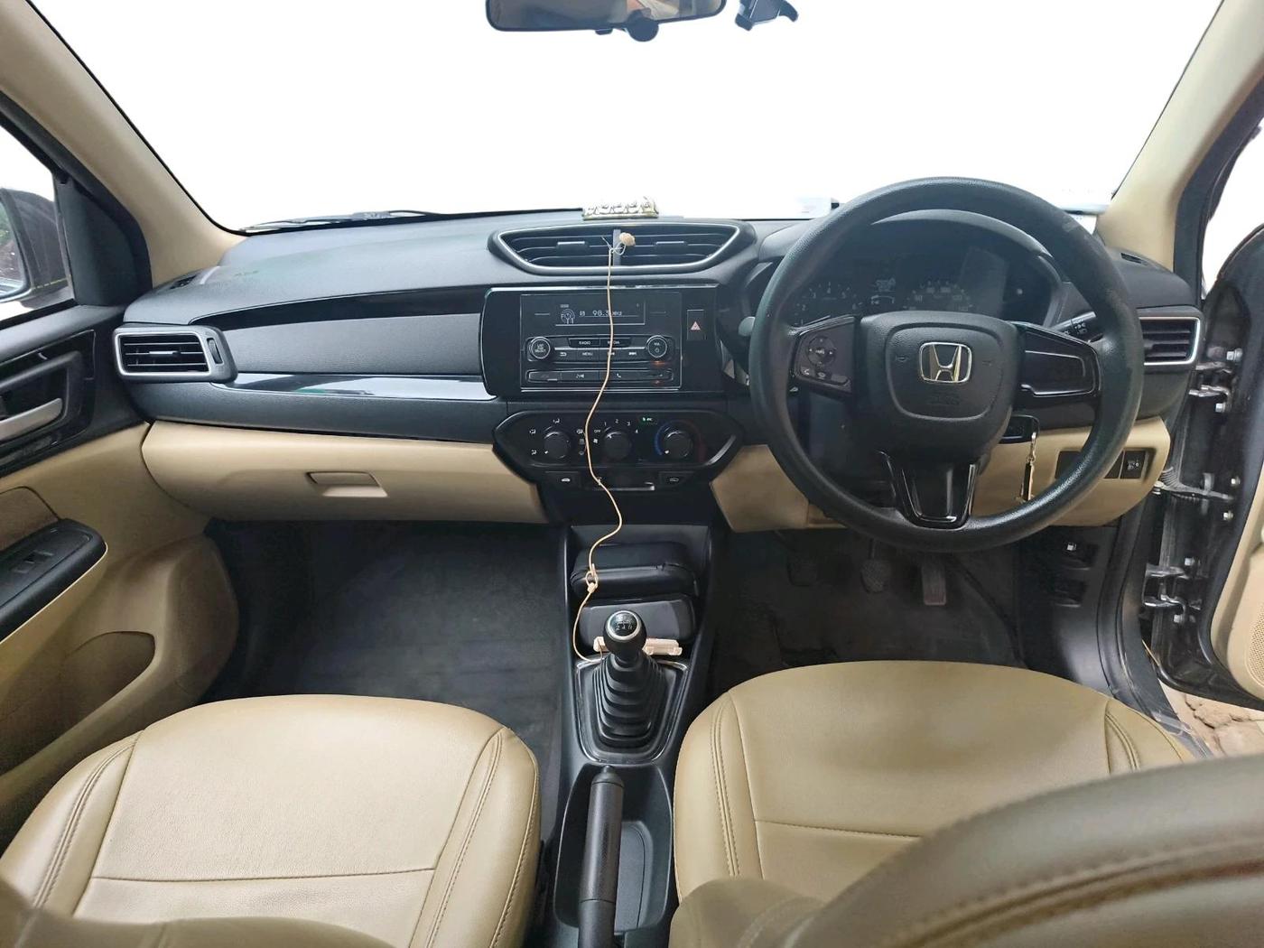 2020 Honda Amaze 1.2L I-VTEC S, Petrol, Manual, 90,565 km, interior