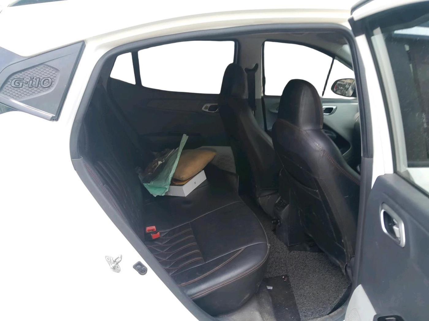 2023 Hyundai GRAND I10 NIOS SPORTZ 1.2 KAPPA VTVT, CNG, Manual, 55,721 km, interior