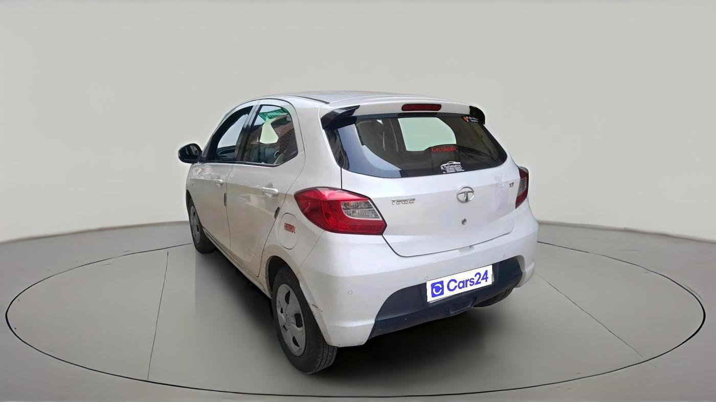 2016 Tata Tiago XT PETROL, Petrol, Manual, 72,261 km, exterior