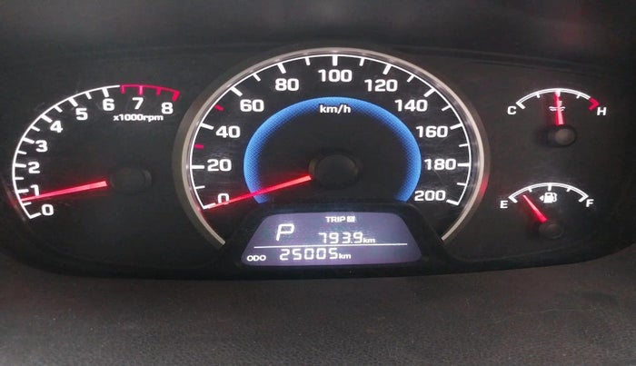 2018 Hyundai Grand i10 MAGNA AT 1.2 KAPPA VTVT, Petrol, Automatic, 25,005 km, interior