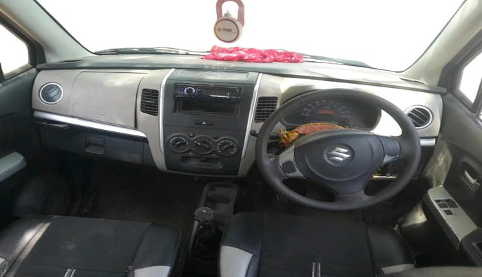 2013 Maruti Wagon R 1.0 LXI, CNG, Manual, 3,03,159 km, interior
