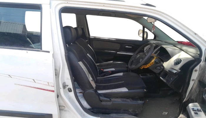 2013 Maruti Wagon R 1.0 LXI, CNG, Manual, 3,03,159 km, interior