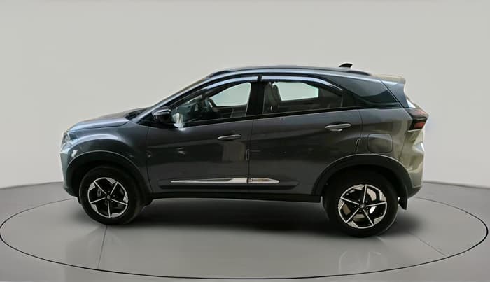 2025 Tata NEXON CREATIVE+ SUNROOF AMT 1.2 PETROL, Petrol, Automatic, 16,131 km, exterior