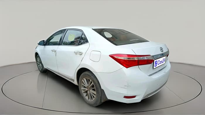 2015 Toyota Corolla Altis GL DIESEL, Diesel, Manual, 1,45,165 km, exterior