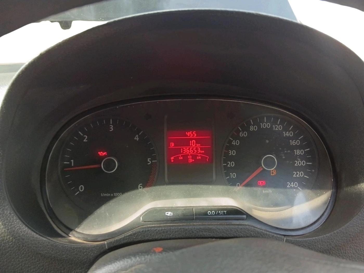 2012 Volkswagen Polo COMFORTLINE 1.2L, Diesel, Manual, 1,36,653 km, interior