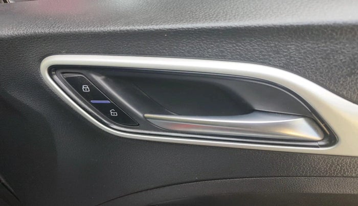 2021 MG ZS EV EXCLUSIVE, Electric, Automatic, 57,680 km, interior