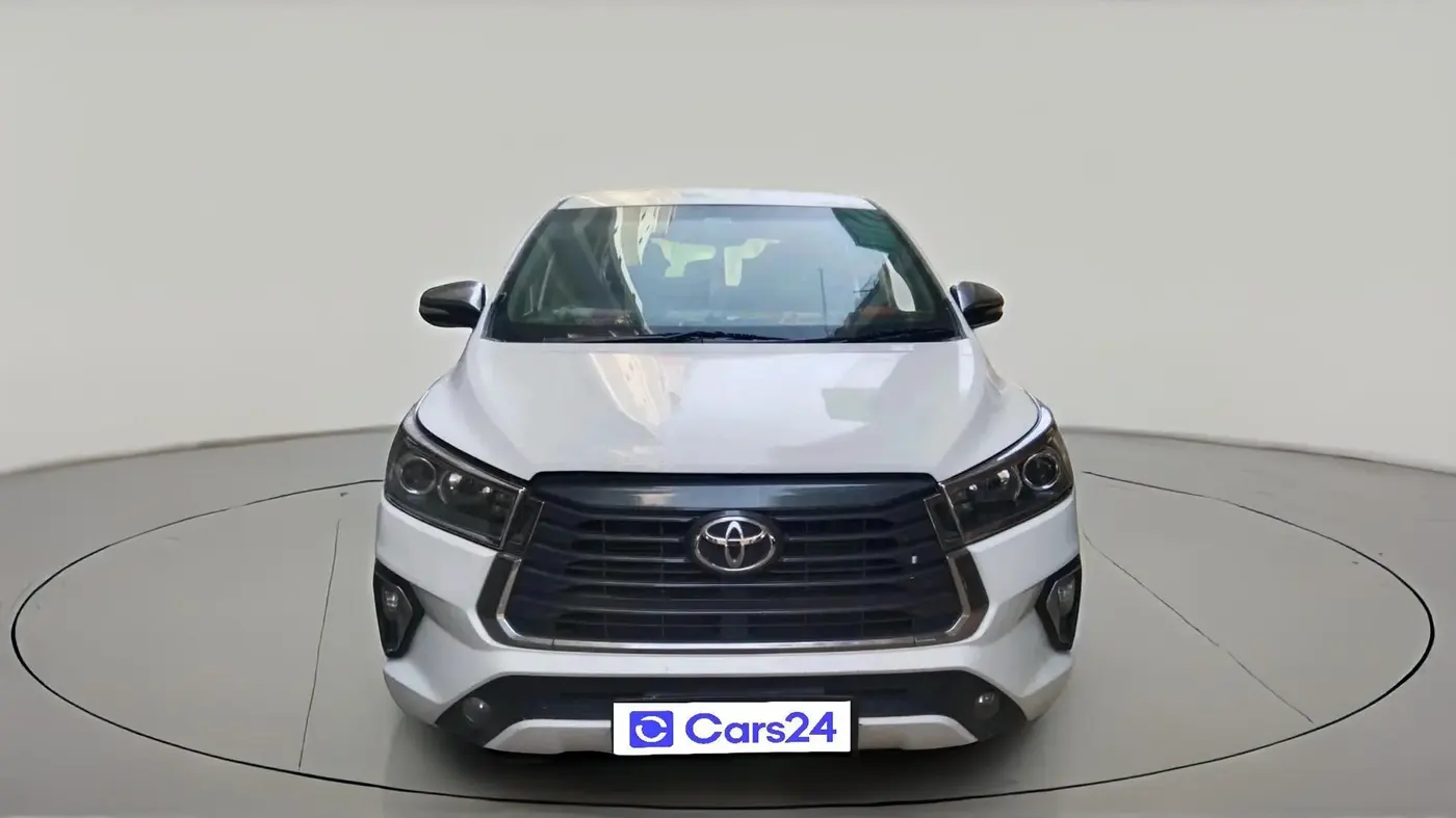2016 Toyota Innova Crysta 2.8 ZX AT 7 STR, Diesel, Automatic, 1,36,633 km, exterior