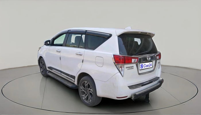 2016 Toyota Innova Crysta 2.8 ZX AT 7 STR, Diesel, Automatic, 1,36,633 km, exterior