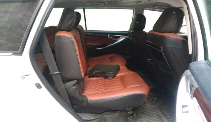 2016 Toyota Innova Crysta 2.8 ZX AT 7 STR, Diesel, Automatic, 1,36,633 km, interior