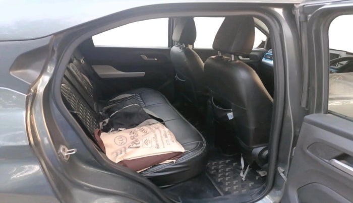 2023 Tata PUNCH CREATIVE  MT, Petrol, Manual, 79,396 km, interior