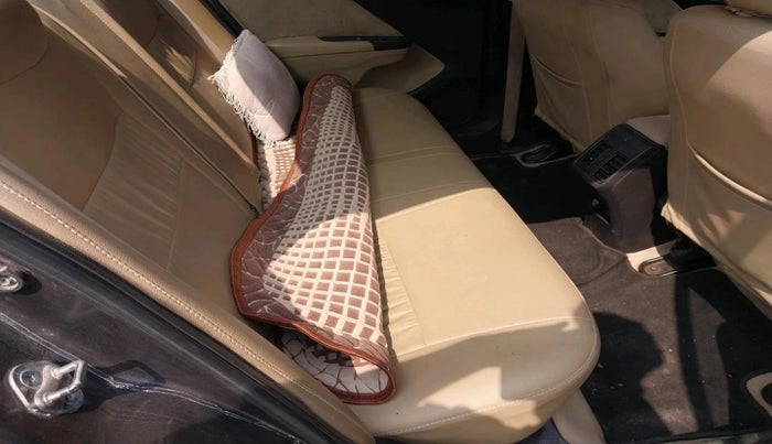 2017 Honda City 1.5L I-VTEC V MT, Petrol, Manual, 58,611 km, interior