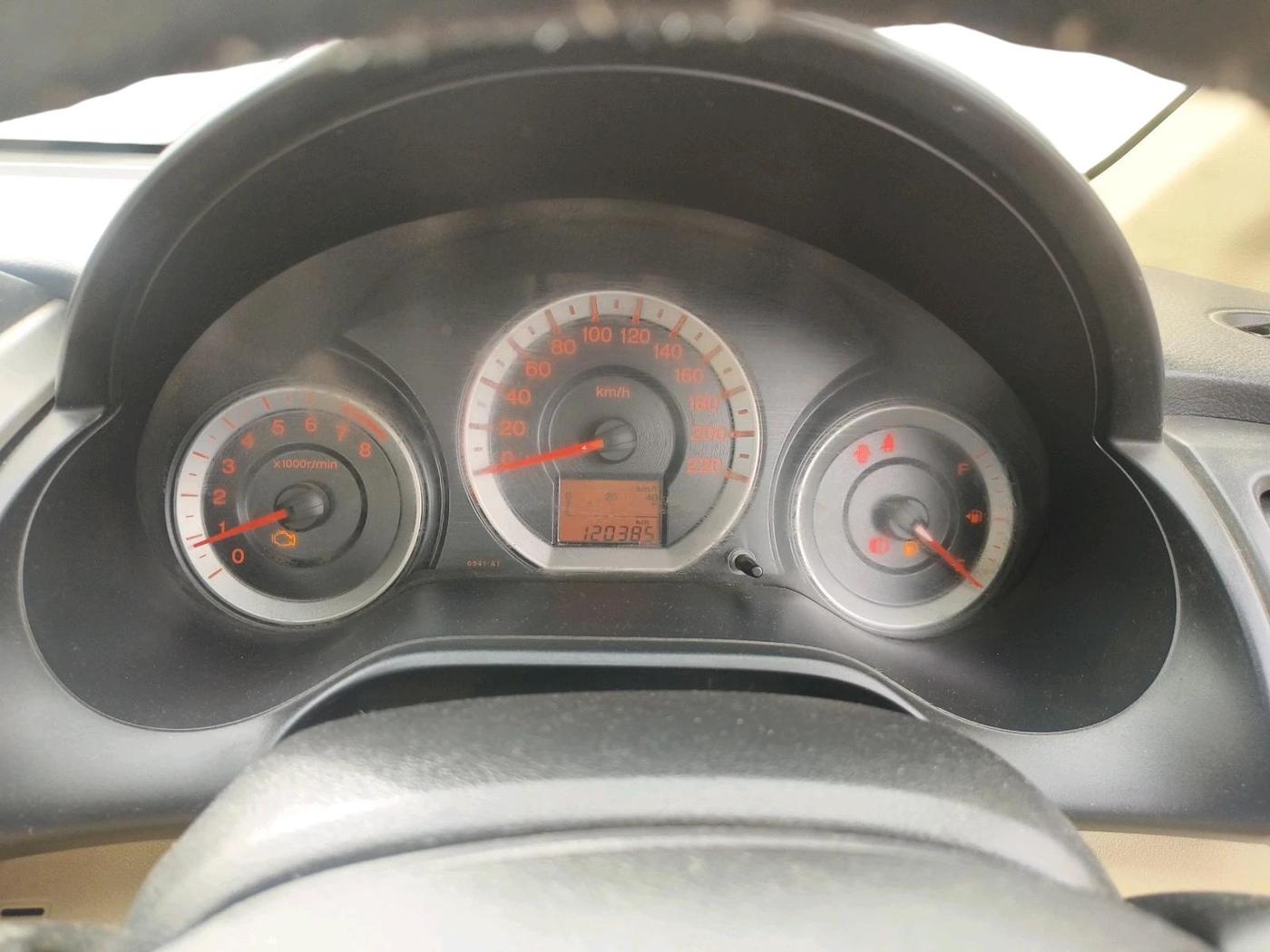 2011 Honda City 1.5L I-VTEC V MT, Petrol, Manual, 1,20,385 km, interior