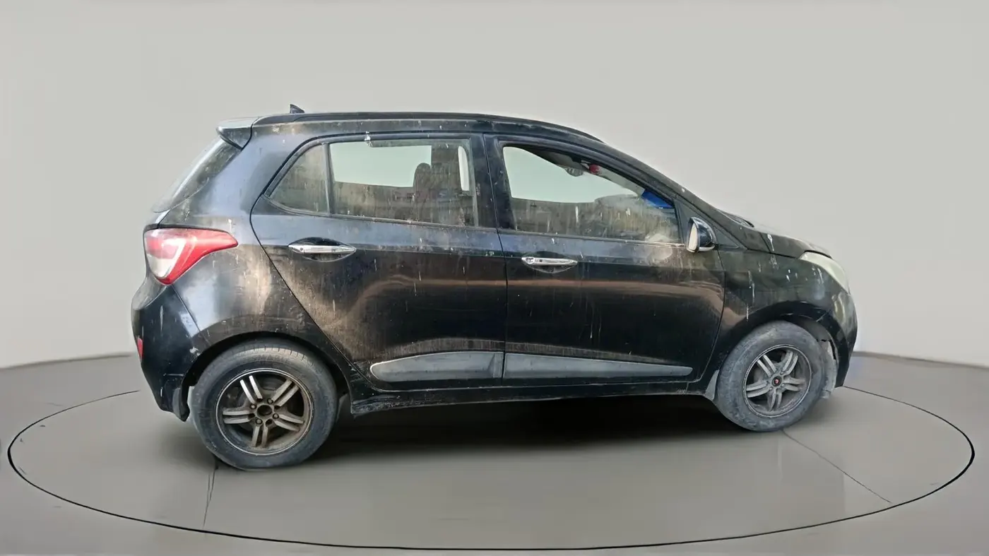 2013 Hyundai Grand i10 SPORTZ 1.1 CRDI, Diesel, Manual, 88,471 km, exterior