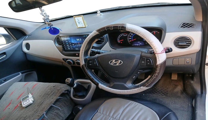 2015 Hyundai Grand i10 ASTA 1.2 KAPPA VTVT, Petrol, Manual, 37,481 km, interior