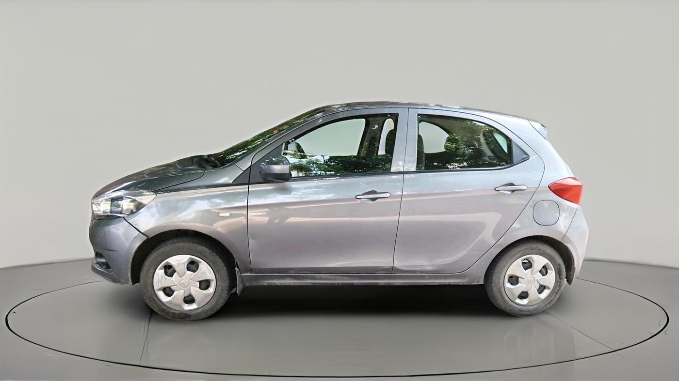 2019 Tata Tiago XTA PETROL, CNG, Automatic, 42,749 km, exterior