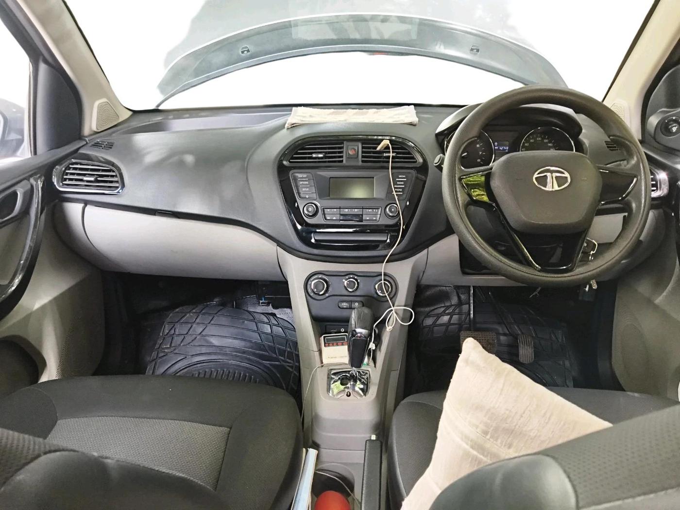 2019 Tata Tiago XTA PETROL, CNG, Automatic, 42,749 km, interior