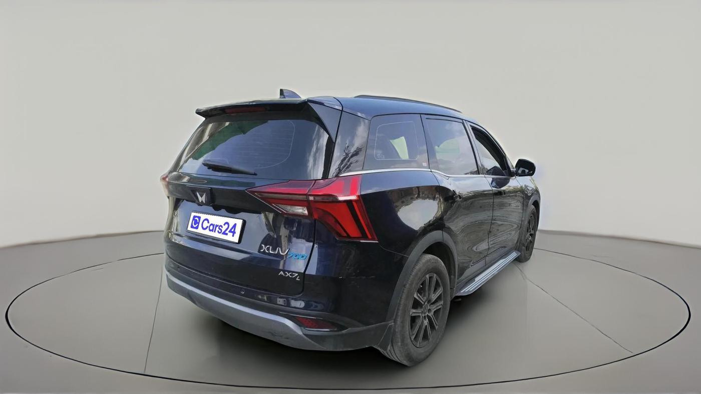 2024 Mahindra XUV700 AX 7 LUXURY D AT 7 STR, Diesel, Automatic, 52,794 km, exterior