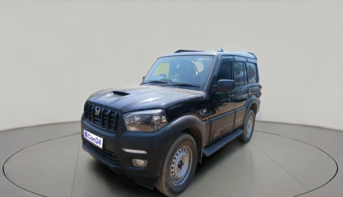 2025 Mahindra SCORPIO CLASSIC S 7STR, Diesel, Manual, 14,394 km, exterior