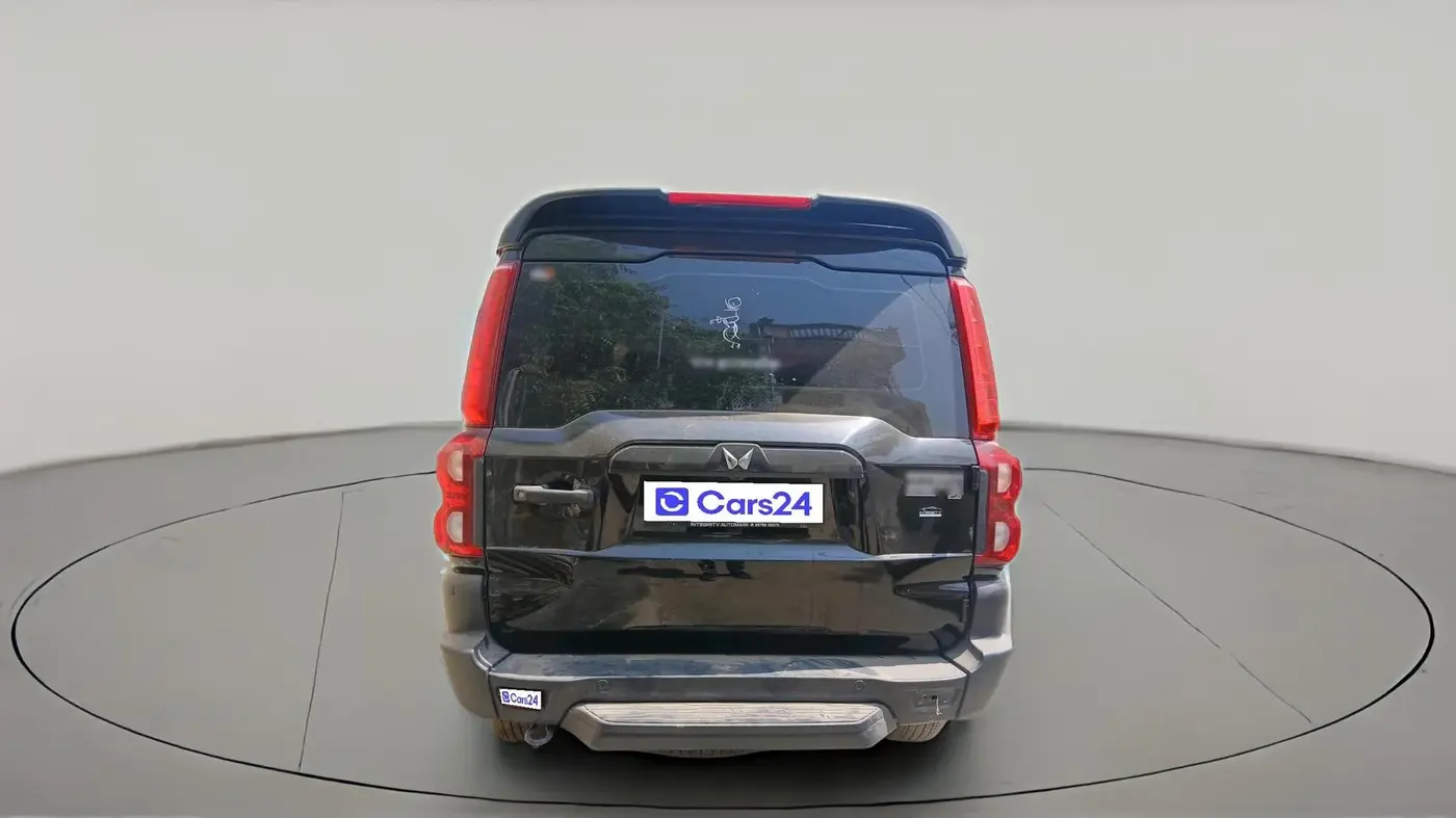 2025 Mahindra SCORPIO CLASSIC S 7STR, Diesel, Manual, 14,394 km, exterior