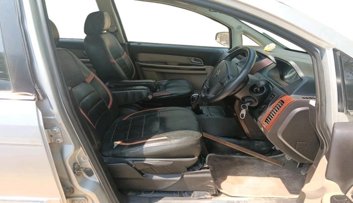 2014 Tata Aria PURE 4X2, Diesel, Manual, 2,12,378 km, interior