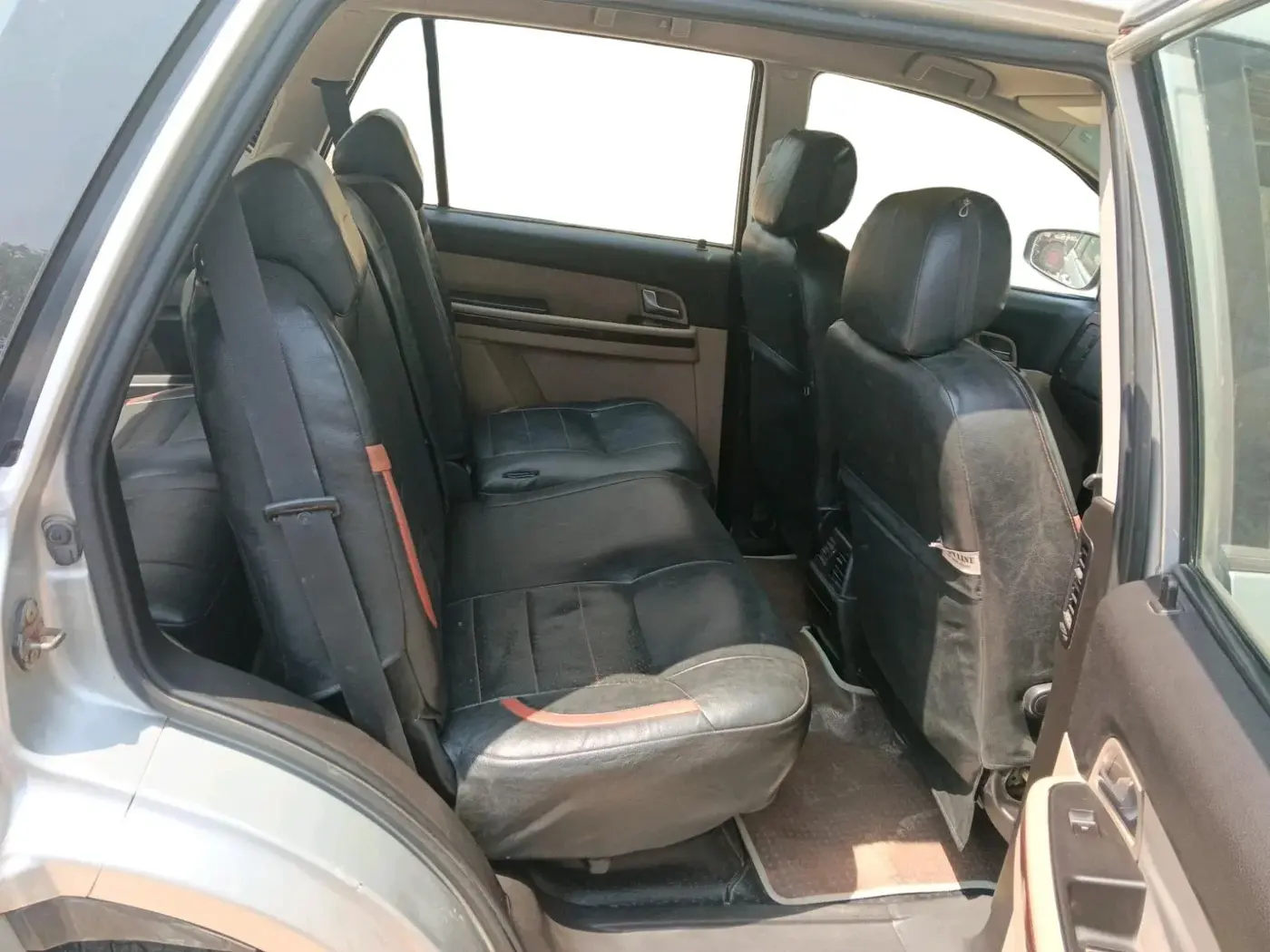 2014 Tata Aria PURE 4X2, Diesel, Manual, 2,12,378 km, interior