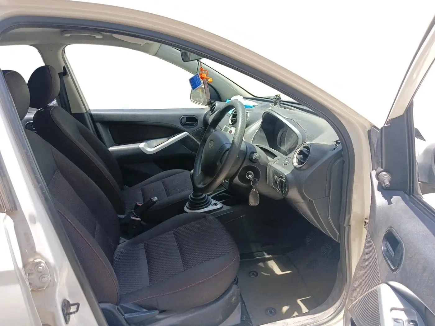 2012 Ford Figo ZXI 1.4 DIESEL, Diesel, Manual, 74,608 km, interior