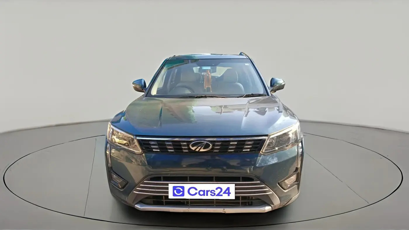 2021 Mahindra XUV300 W8 1.5 DIESEL, Diesel, Manual, 58,245 km, exterior