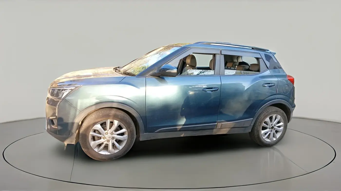 2021 Mahindra XUV300 W8 1.5 DIESEL, Diesel, Manual, 58,245 km, exterior