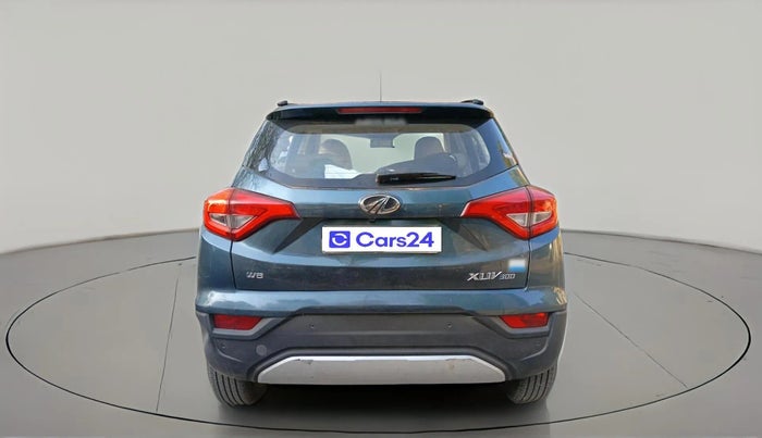 2021 Mahindra XUV300 W8 1.5 DIESEL, Diesel, Manual, 58,245 km, exterior