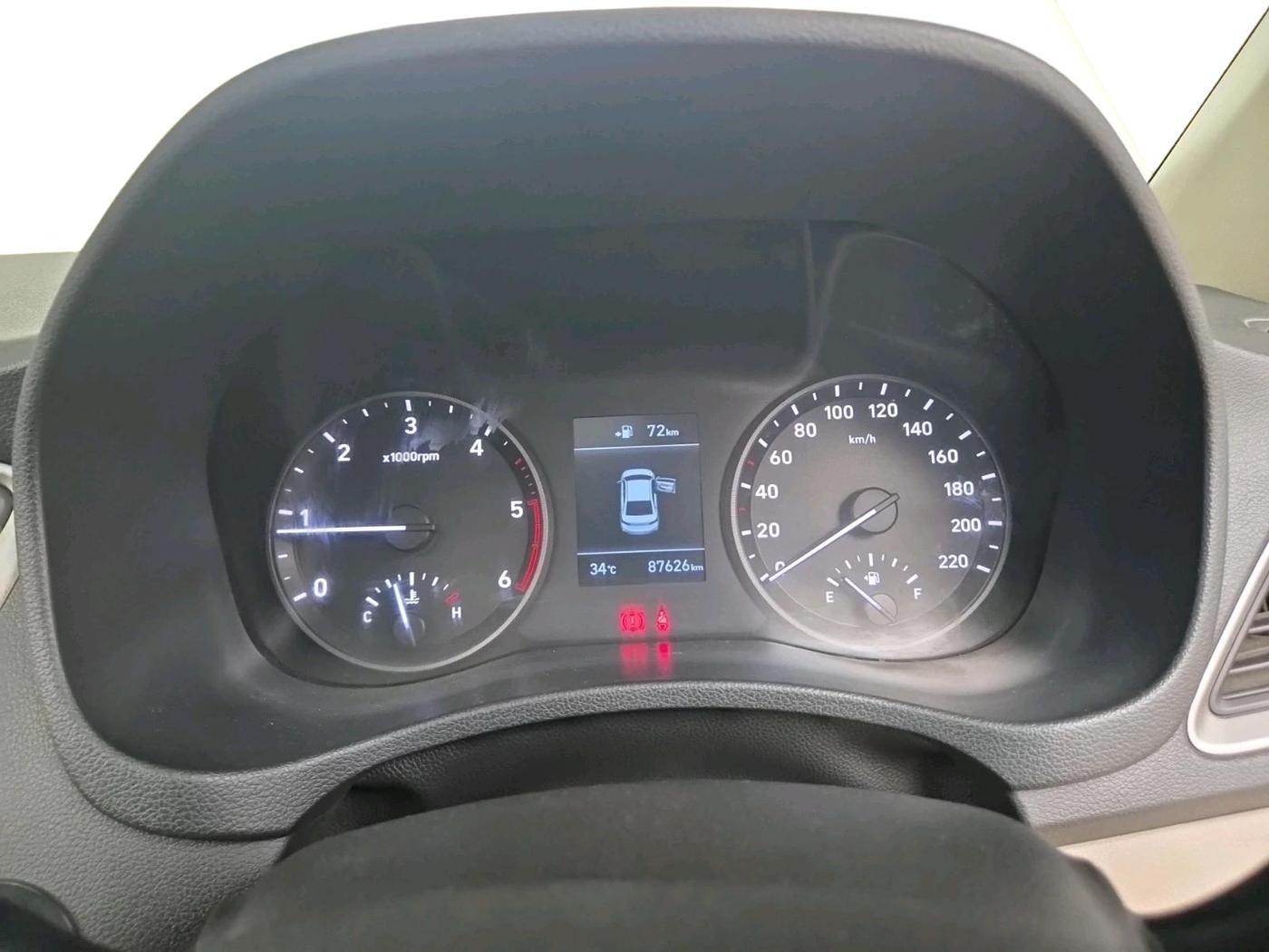 2017 Hyundai Creta SX (O) 1.6 DIESEL, Diesel, Manual, 87,626 km, interior