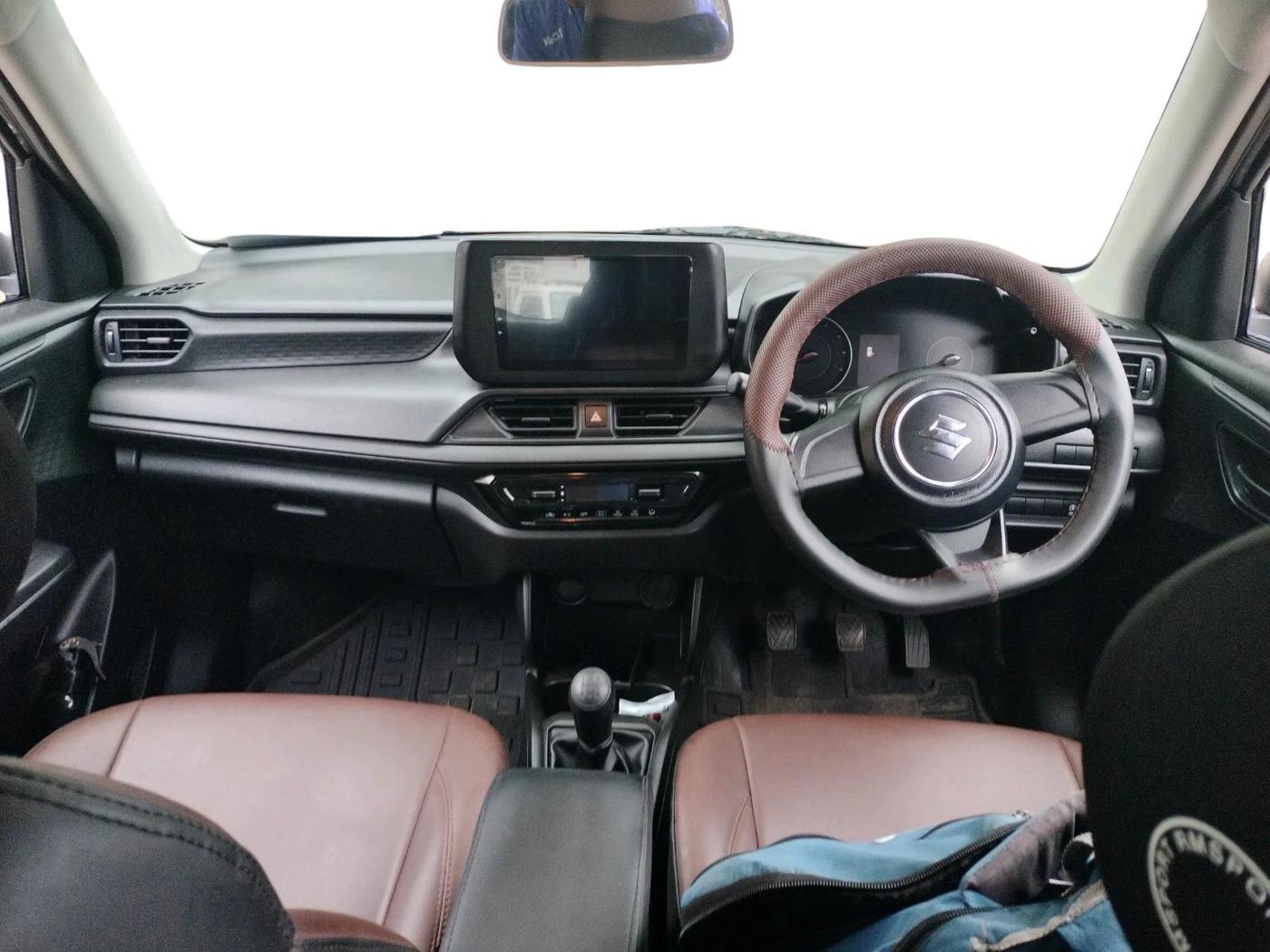 2025 Maruti Swift LXi, Petrol, Manual, 9,416 km, interior