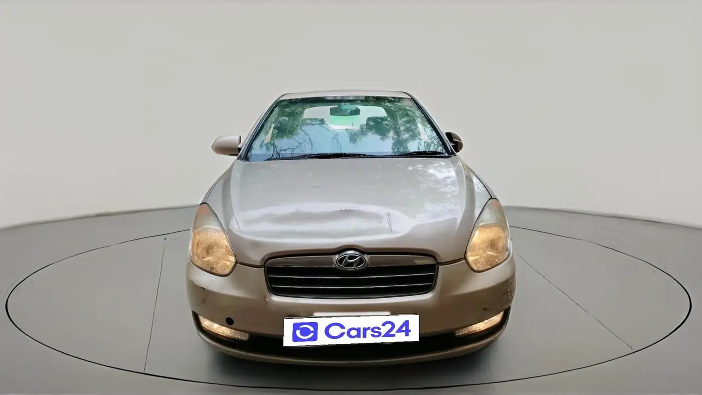 2010 Hyundai Verna XI, CNG, Manual, 1,09,969 km, exterior