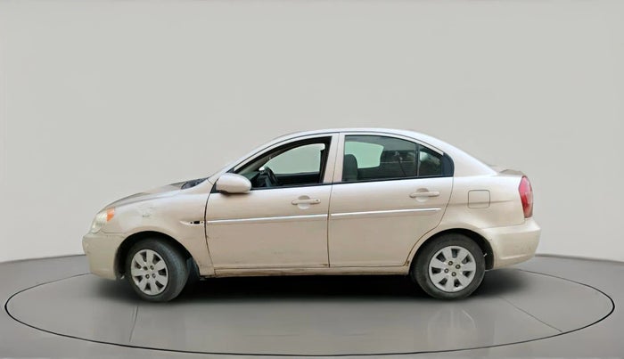 2010 Hyundai Verna XI, CNG, Manual, 1,09,969 km, exterior