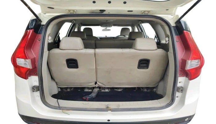 2019 Mahindra MARAZZO M2 8 STR, Diesel, Manual, 92,848 km, exterior