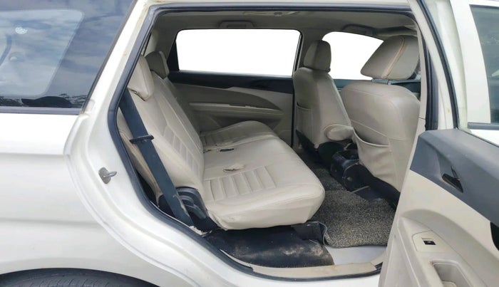 2019 Mahindra MARAZZO M2 8 STR, Diesel, Manual, 92,848 km, interior