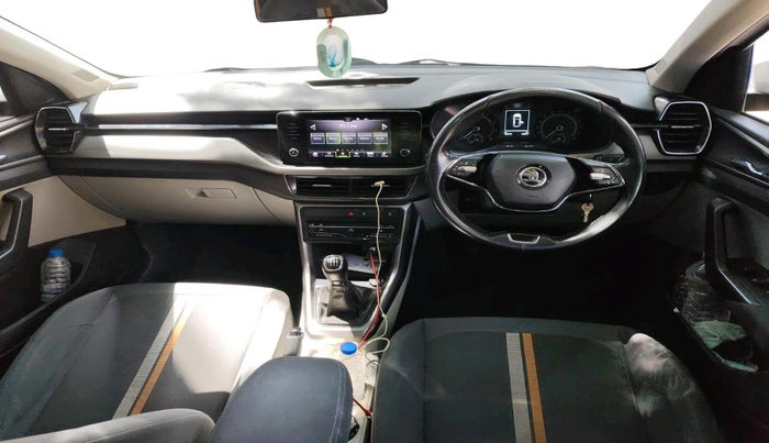 2022 Skoda KUSHAQ AMBITION 1.0L TSI MT, Petrol, Manual, 70,573 km, interior