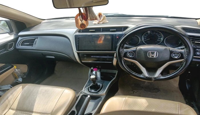 2017 Honda City 1.5L I-DTEC V, Diesel, Manual, 96,898 km, interior