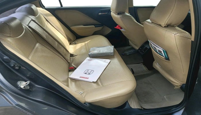 2017 Honda City 1.5L I-DTEC V, Diesel, Manual, 96,898 km, interior