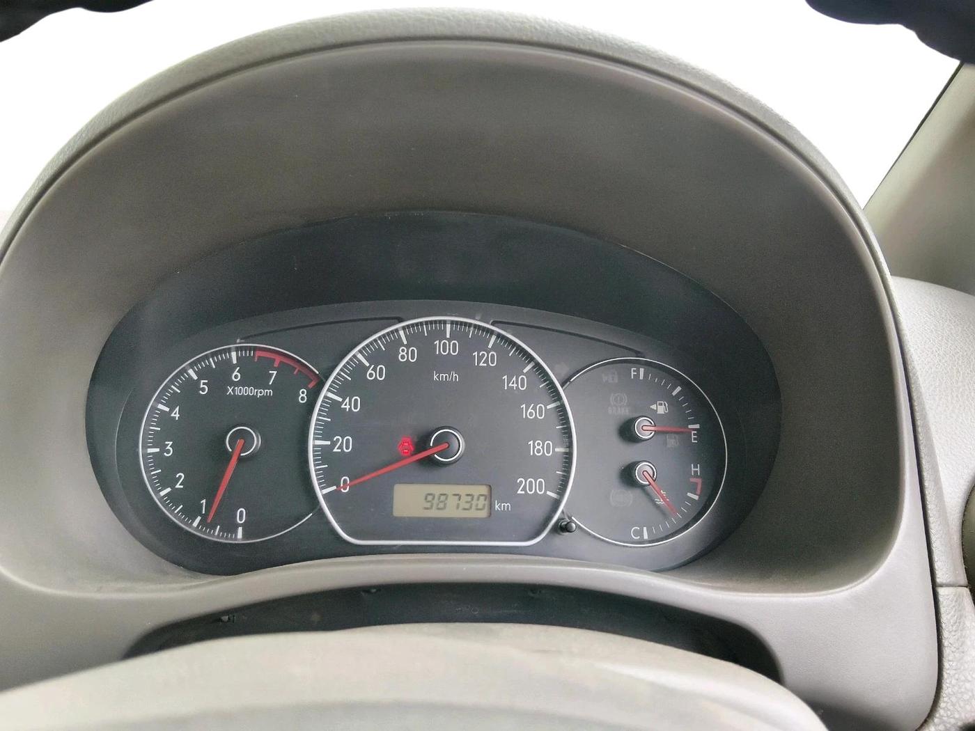 2011 Maruti SX4 ZXI, CNG, Manual, 98,730 km, interior