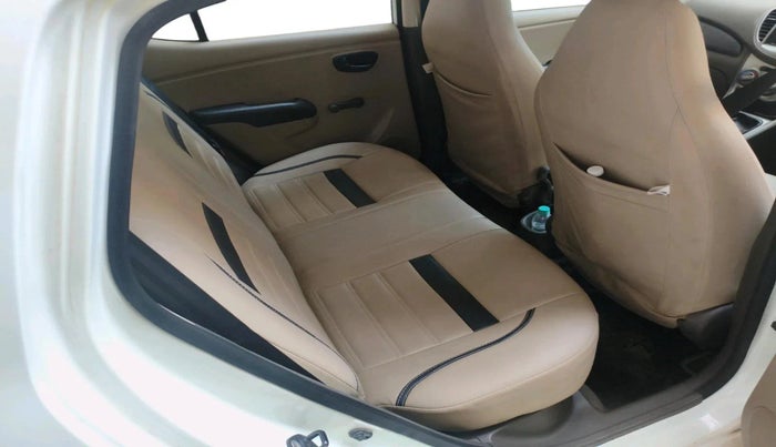 2012 Hyundai i10 ERA 1.1, Petrol, Manual, 77,512 km, interior