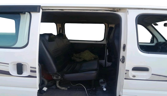 2019 Maruti Eeco 5 STR WITH A/C+HTR, CNG, Manual, 1,80,068 km, interior