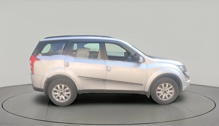 2016 Mahindra XUV500 W10 1.99, Diesel, Manual, 93,000 km, exterior